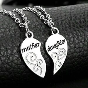 3for$20 NEW 2pcs Heart Shaped Necklace Set, Mother Daughter Love Pendant